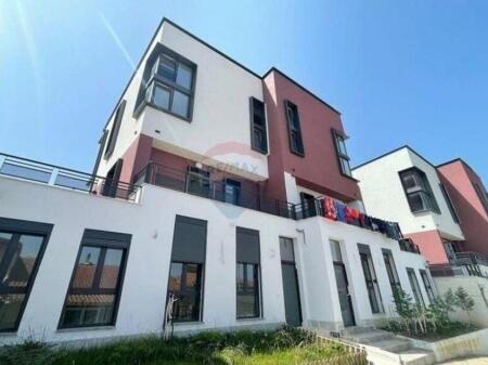 Villa - In Vendita - Kombinat, Tirana(ID: 530361014-46)
