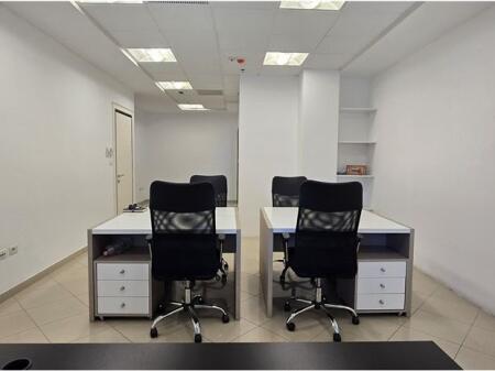 Locale per ufficio in affitto, Centro
