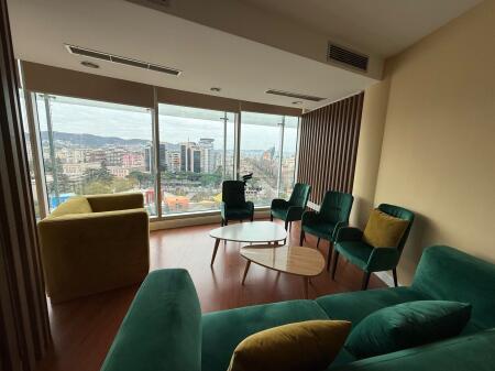 UFFICIO IN AFFITTO 139 M2 ETC 4.170 EURO