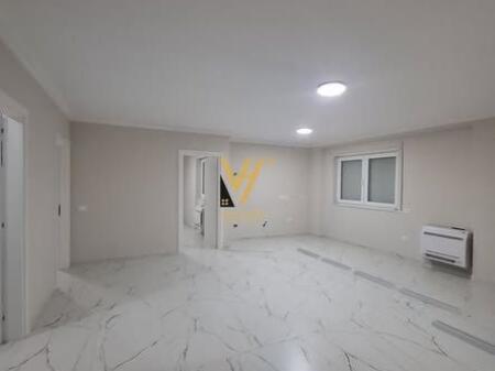 JEPET APARTAMENT 2+1+BLK ME QERA NE QENDER 1.000 EURO