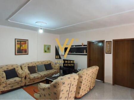 JEPET APARTAMENT 2+1+2BLK ME QERA NE LAPRAKE 600 EURO
