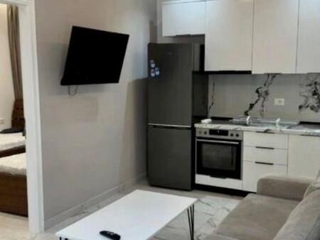  QERA Apartament 1+1  Prane Concord Center  Rruga "5-Maji" 