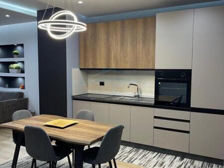 Qera, Apartament 2+1+2 , Unaza e Re, Tirane