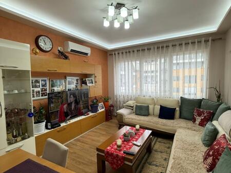2+1 apartment for sale in Unaza e Re Astir