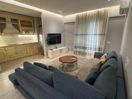 For sale, Apartment 2+1+2, Barrikadave Street, Tirana