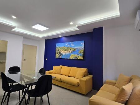 Jepet me qeta apartament 2+1 te Rruga e Elbasanit