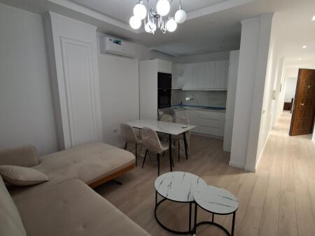 M. SHYRI  APPARTAMENTO 2+1+POSTO AUTO IN AFFITTO   1.000 EURO