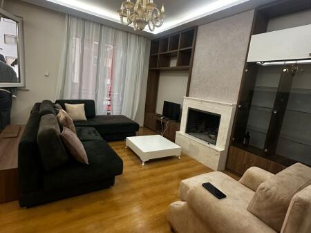 Apartament 1+1 + POST PARKIMI me qera . 400 Euro FRESK