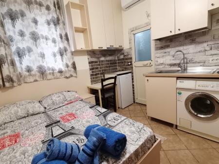 Jepet me qira garsoniere – Rruga 5 Maji