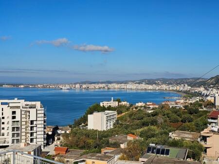 Ne Vlore, Prane Vilave Qeveritare, Shitet Garzoniere Me Pamje Nga Deti!