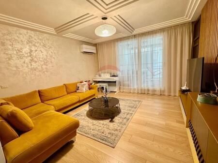 Apartament per qera 2+1 tek Rruga e Kosovareve