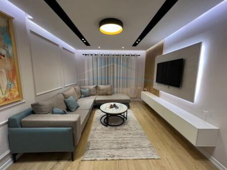 JEPET ME QERA APARTAMENT 2+1 TEK ASL OXHAKU