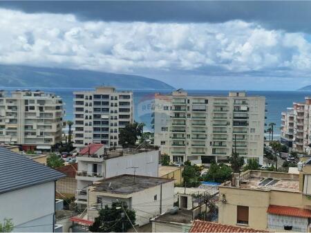  Apartament 1+1 – Për Qira  7 Pallatet, pranë Lungo Mare / Regina City, Vlorë