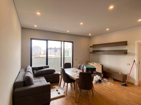 Apartament me qera Vasil Shanto
