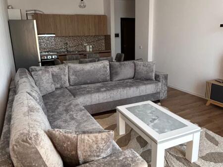  Jepet me qira apartament 1+1  Paskuqan Çmimi: 350 €