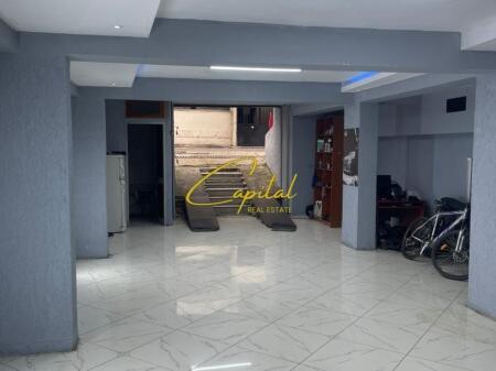 AMBIENT BIZNESI ME QIRA 80 M2 SELITE 550 EURO