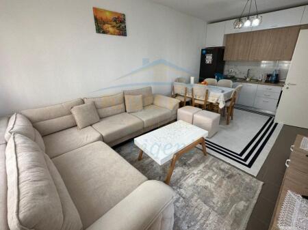 Shitet, Apartament 2+1,Unaza e Re, Tirane