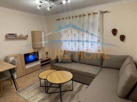 Qera, Apartament 1+1, Myslym Shyri, Tiranë.