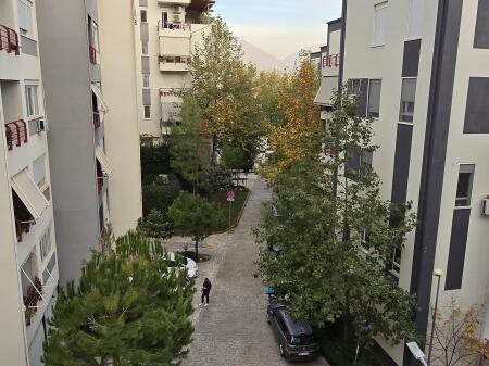 Apartament per qera 2+1 te liqeni i thate