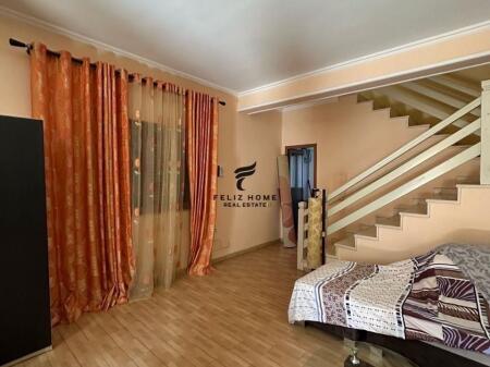 PRIVATE VILLA FOR SALE 3 FLOORS PORCELAN 360,000 EURO