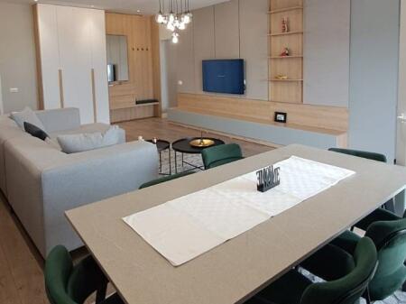 Jepet me Qira – Apartament 3+1+2 pranë Kopshtit Botanik 