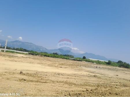Terreno di 4000 M2 per affari a Fushë Prezë