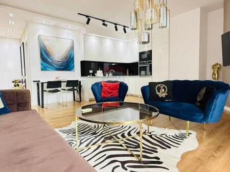 Apartament 2+1 Blloku
