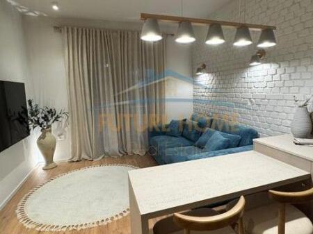 Qira, Apartament 2+1, Myslym Shyri. Tirane.
