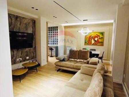 Apartament 3+1 Rruga e Kavajes