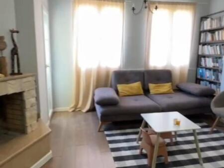 Jepet me qira apartament 2+1, Kombinat