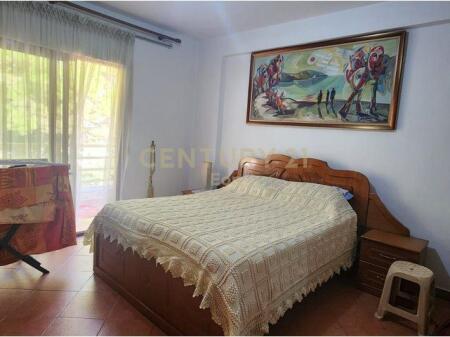 JEPET ME QERA APARTAMENT 2+1 TE SHKOLLA GREKE ! 400 €
