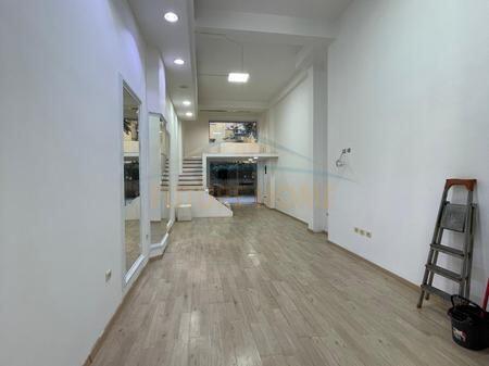 Qera, Ambient Biznesi, Rruga e Kavajës, Tiranë