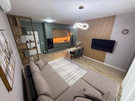 APARTAMENT ME QERA 2+1+2