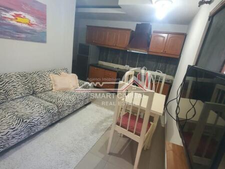 AFFITTASI 1+1 – VIA LAZE MILO, VLORE!!!