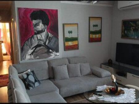 APARTAMENT ME QERA 2+1 FUSHA E AVIACIONIT 600 EURO