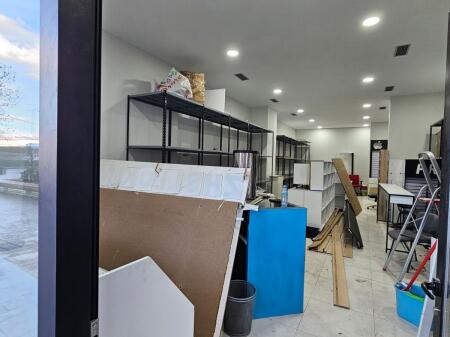 Negozio in affitto a Blv Blu!