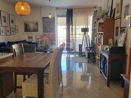 Condominio/Appartamento - In Vendita - Komuna e Parisit, Tirana