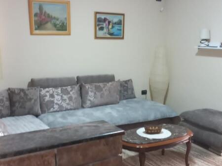 APARTAMENT ME QERA 1+1 PAZARI I RI 60.000 LEKE