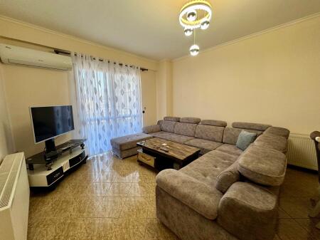  QERA Apartament 2+1  Prane Pasticeri Nela 6, Yzberisht 