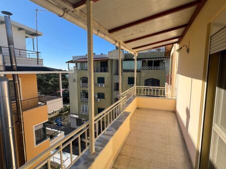  Jepet me Qira Super Apartament 1+1 – Shkëmbi i Kavajës (Afatgjatë)