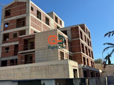 Okazion Tek Kompleksi Village Square, Ne Dhermi, Shitet Super Apartament 2+1, Perfekt Per Investim !!!