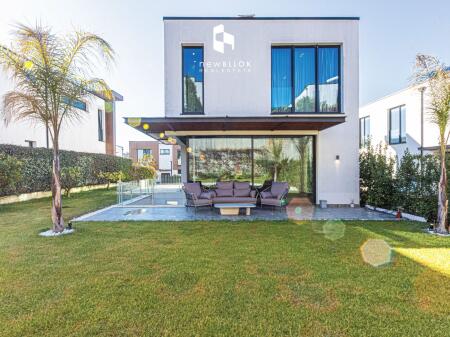 Me Qira:  Luxury Vila IndividualeMandarine Drive - TEG | 4 Dh.Gjumi & 4wc || Totalisht e re E pa Banuar | 4500€/Muaj