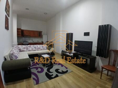  Jepet me qera apartament 1+1 – Fresku