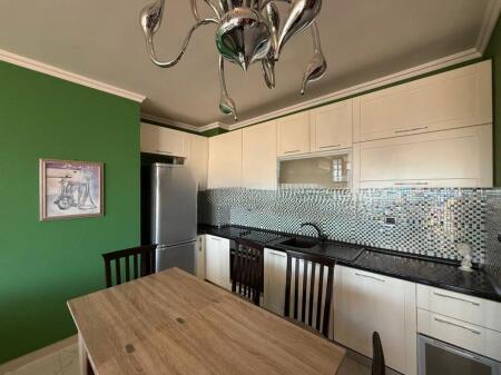 Shitet Apartament 2+1 ne Fresk 130,000 €