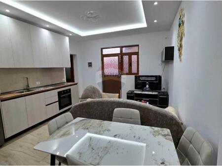  Apartament 2+1 me Qira – Rruga Dervish Hekali, Vlorë