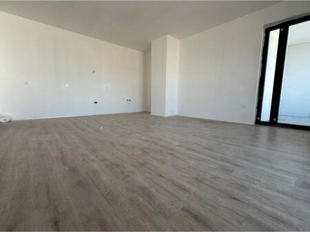 VENDIAMO APPARTAMENTO 2+1 EAGLE RESIDENCE !