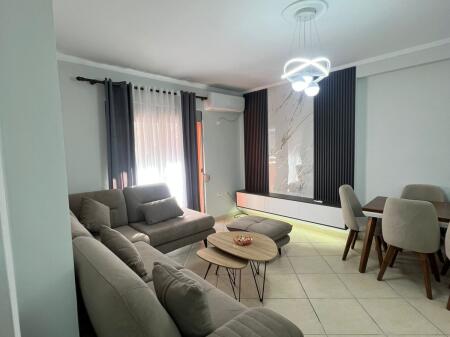 Jepet Apartament me Qera 2+1-Prane Eja Studio,Astir
