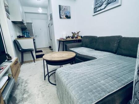 Jepet apartament me qira 1+1 Mangalem 21