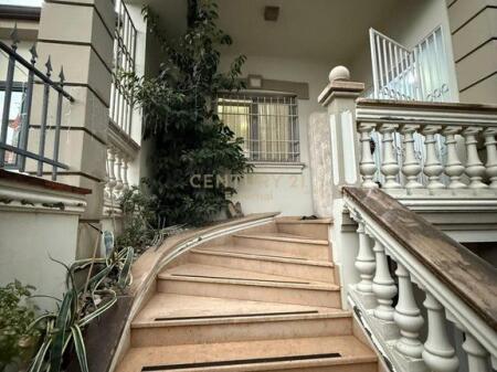 Apartament 2+1Me Qira te Vilat Amerikane, Rruga e Elbasanit - 600€ | 120 m²