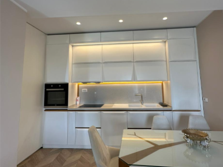  Jepet me Qira Apartament Luksoz 1+1 + Post Parkimi – Park Gate Residence